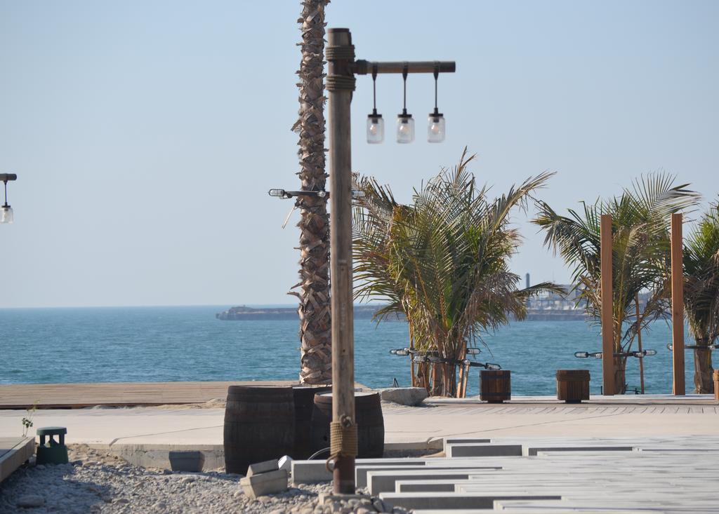 Regent Beach Resort Dubai Dış mekan fotoğraf